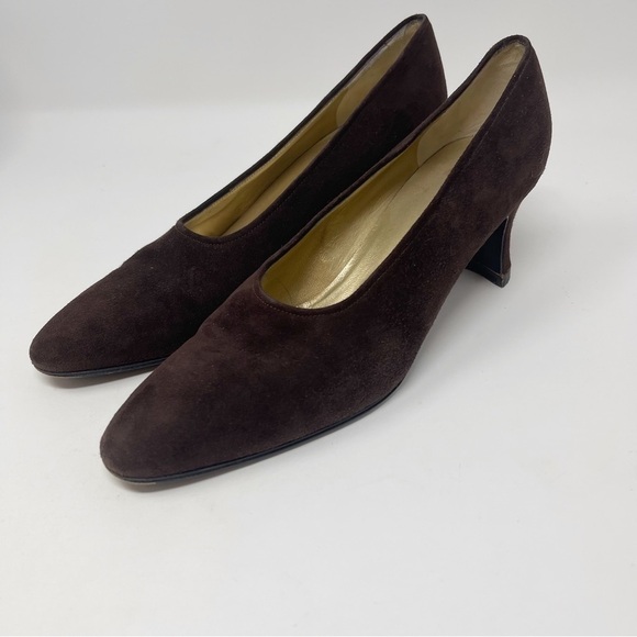 Vintage Yves Saint Laurent Suede Brown Classic Pumps Heels Sz 7 N Fits Narrow - Picture 1 of 8
